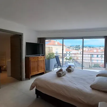 Centre - Cavell - Walking Distance From Palais Des Festivals And - Free Parking - Perfect Location For Business And Holliday * Cannes